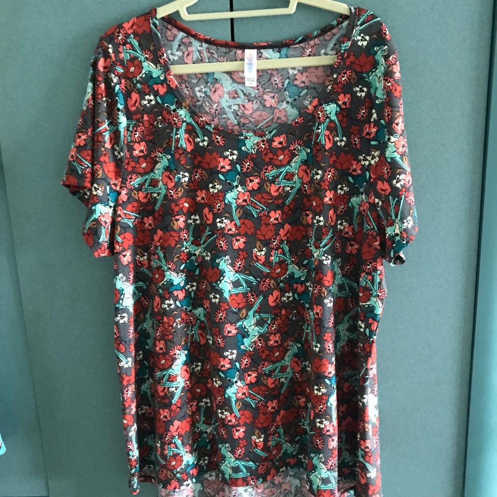 Disney Lula roe classic tee. Never worn no tag.